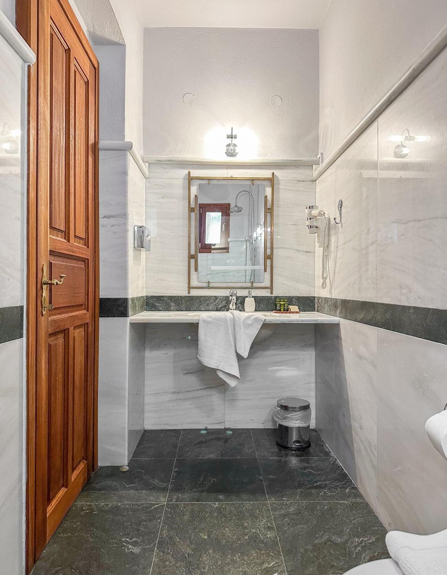 Hotel Ourania'S Mansion Skiathos Habitación foto