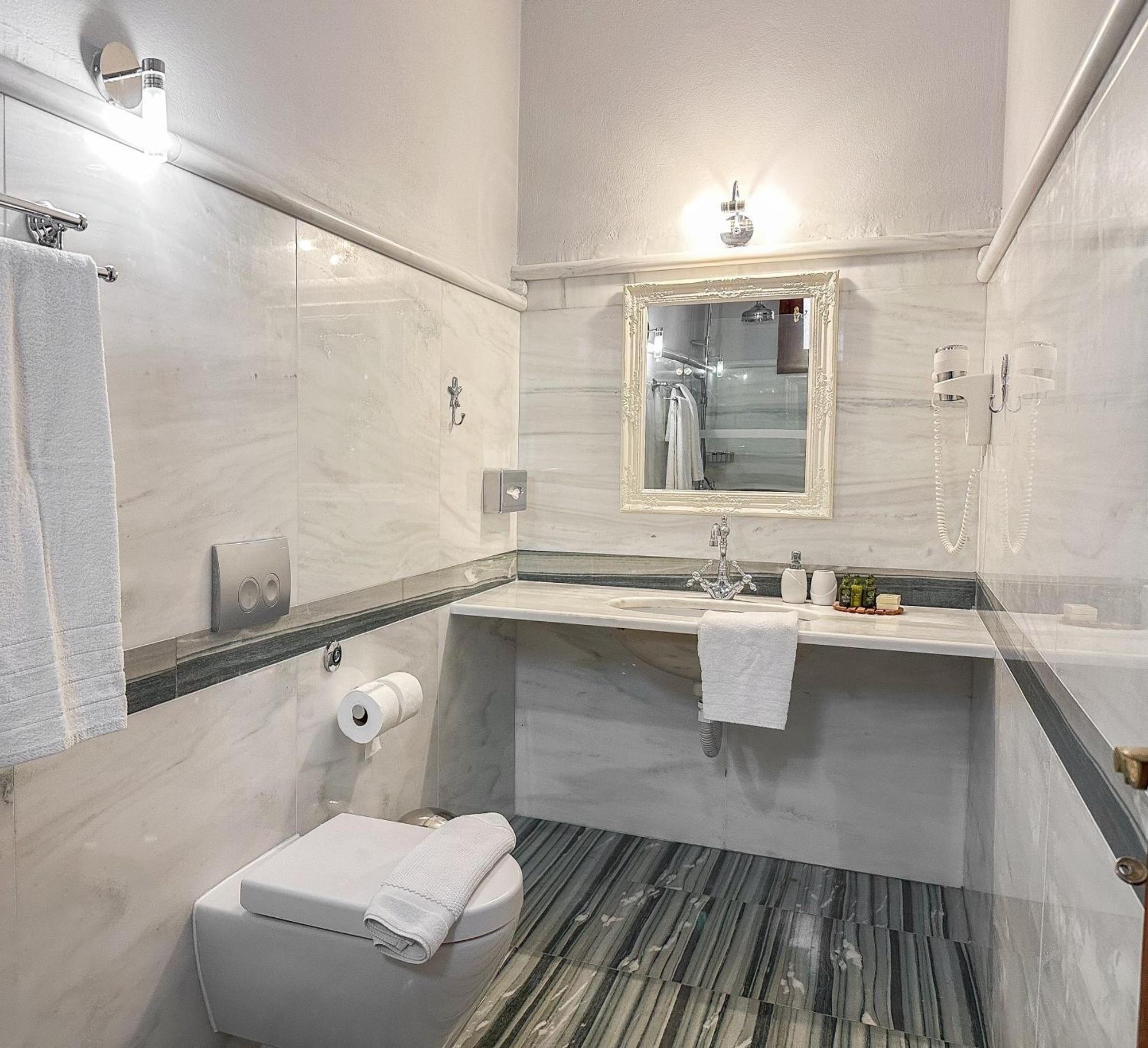 Hotel Ourania'S Mansion Skiathos Habitación foto